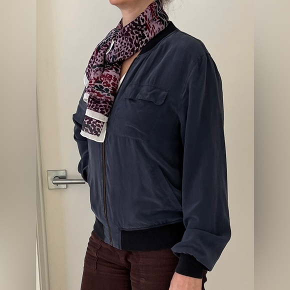 EQUIPMENT FEMME Abbot Silk Bomber Jacket - Picture 6 of 16